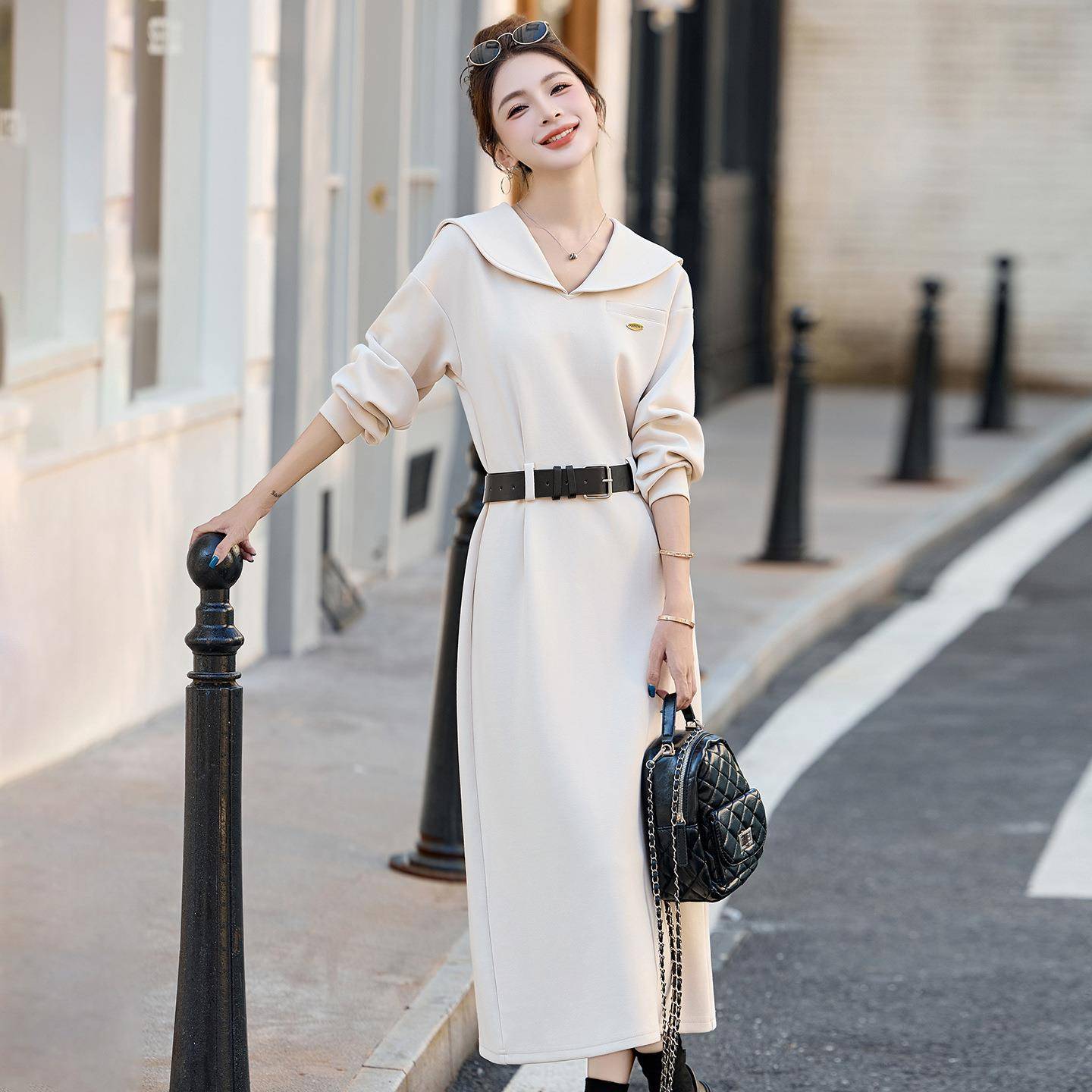 2025秋季气新款连帽休闲洋时尚百收腰显瘦YW9008-0连衣裙配女腰带