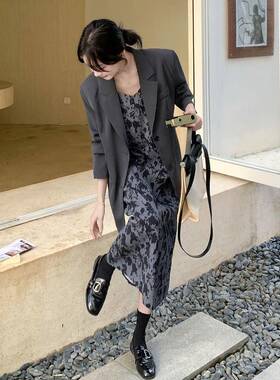 灰色复秋古西服花吊带连B168-H30衣裙套女装2025季高级感气碎质长