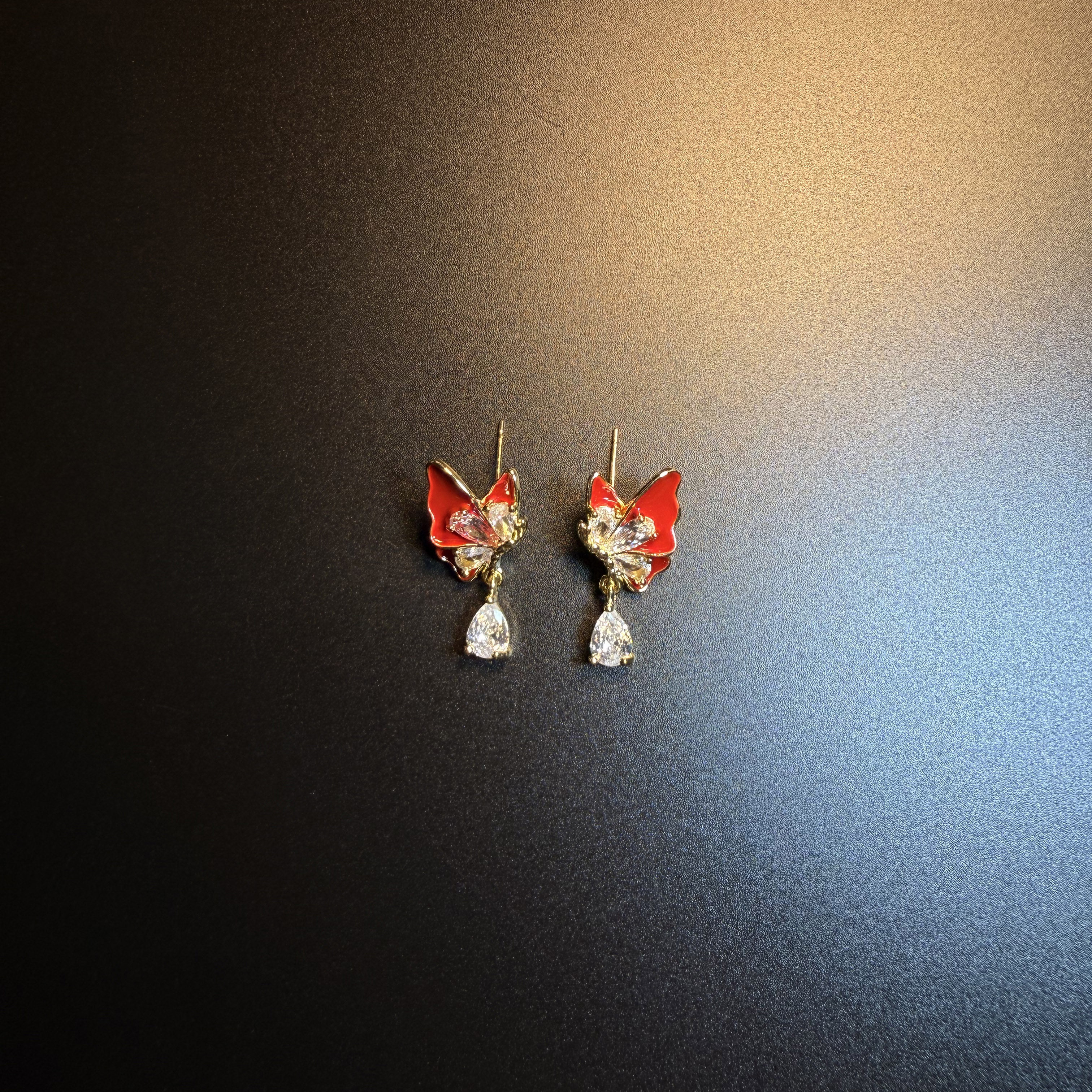 开花的橄榄 Vintage古着 Red Flutter红色蝴蝶水滴耳钉 耳环 耳饰