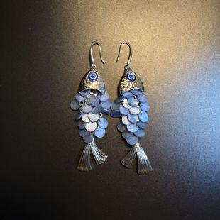 开花的橄榄 Vintage古着 Wave Whispers蓝色金鱼耳环 耳饰