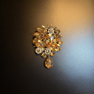 开花的橄榄 Vintage古着 Gilded Cluster棕色长款流苏水钻胸针