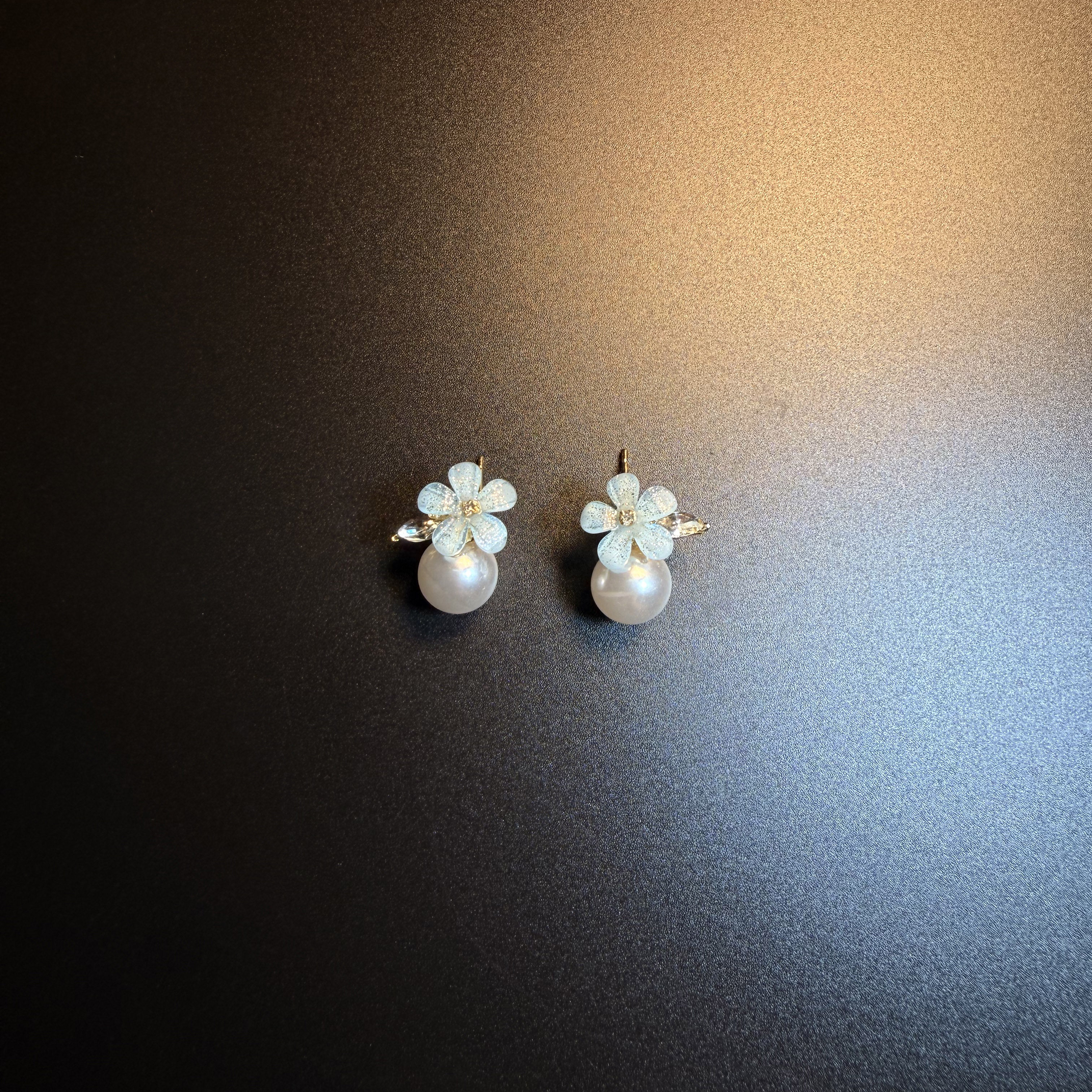 开花的橄榄 Vintage复古 Subtle Sparkle蓝色小清新珍珠耳钉 耳饰
