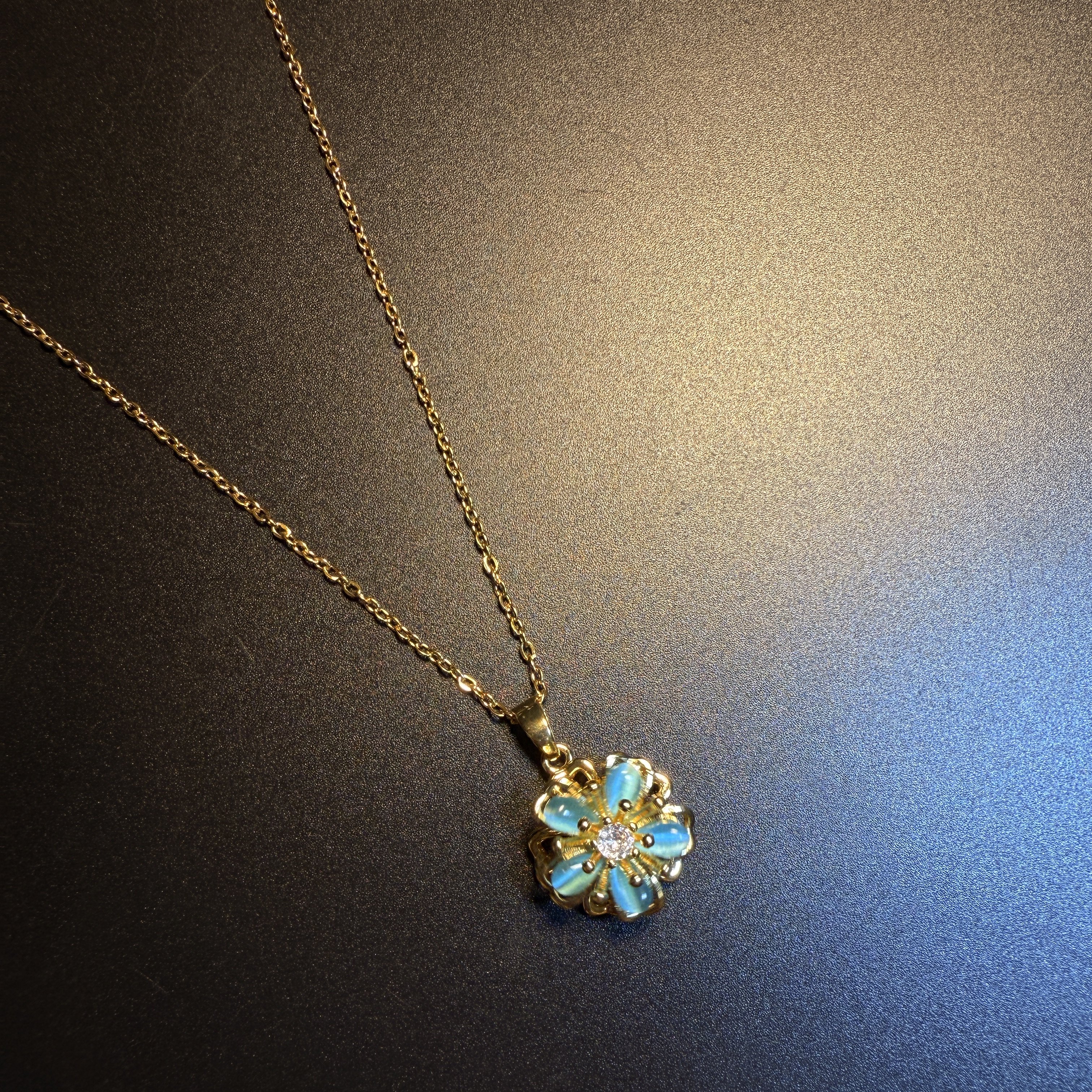 开花的橄榄 Vintage古着 Aqua Petal蓝色花朵可旋转项链 锁骨链