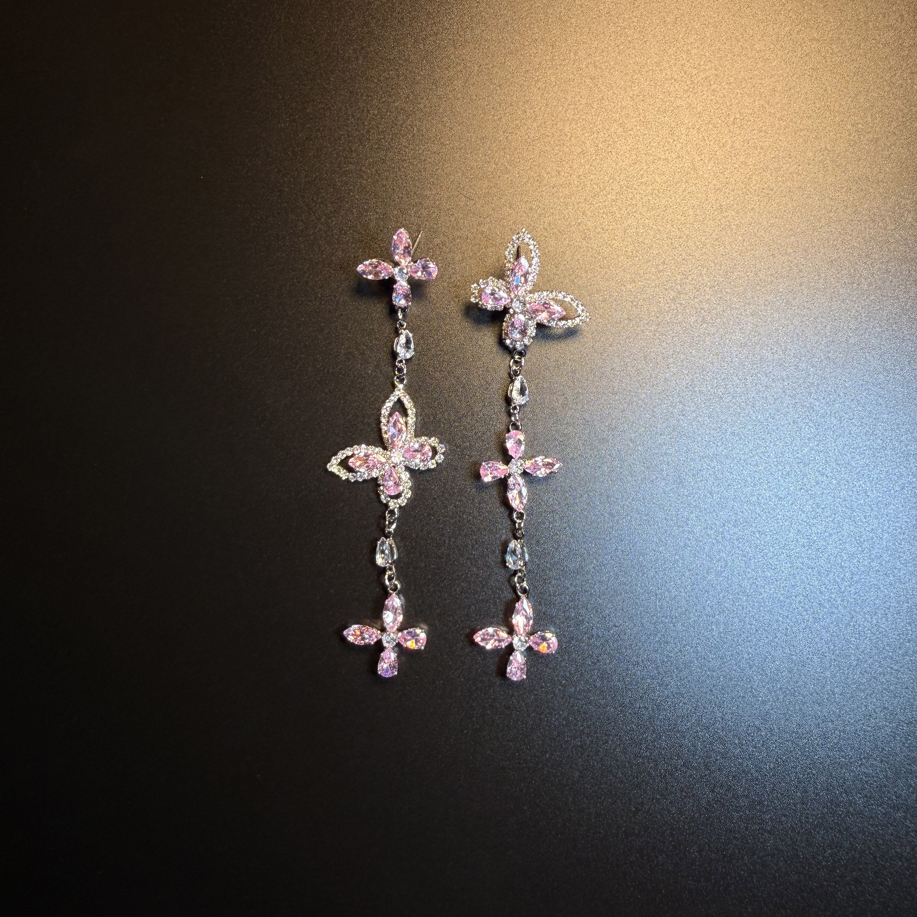 开花的橄榄 Vintage古着 Flower Chain粉色蝴蝶花朵流苏耳环 耳饰