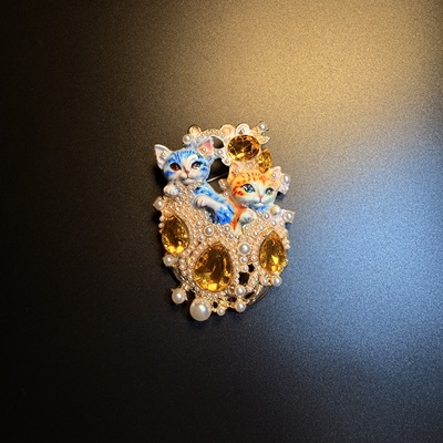 开花的橄榄 Vintage古着 Blue Feline猫咪珍珠胸针