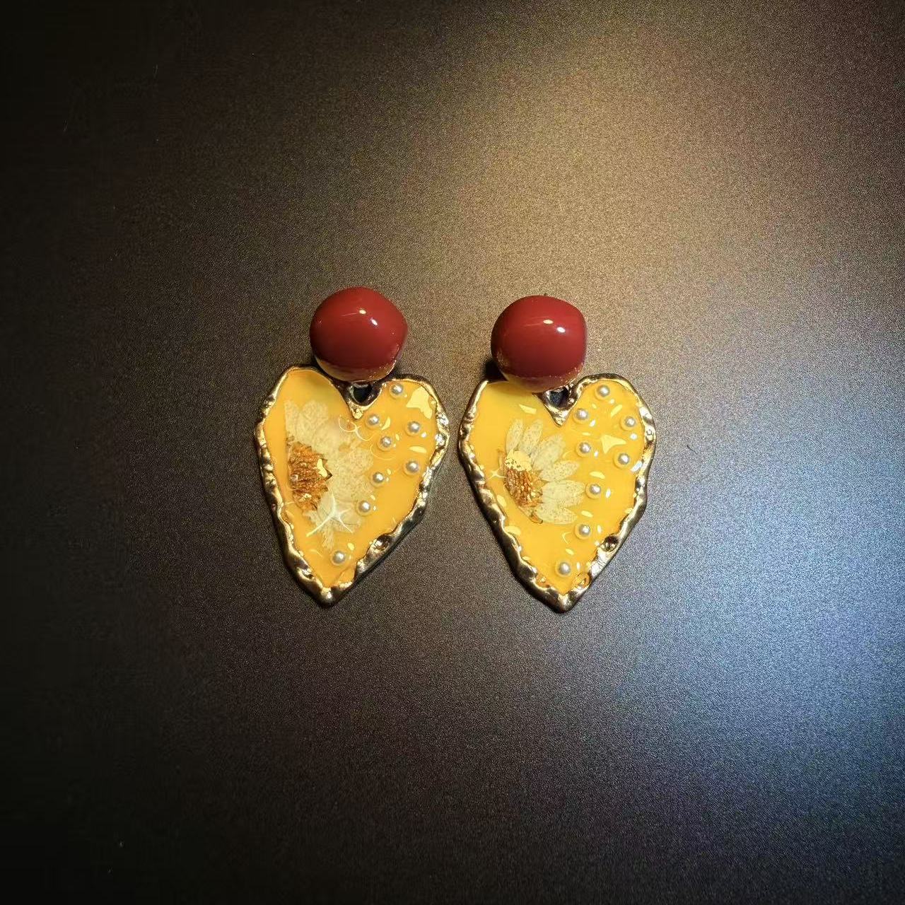 开花的橄榄 Vintage古着 Sunny Heart黄色爱心干花耳钉 耳环 耳饰