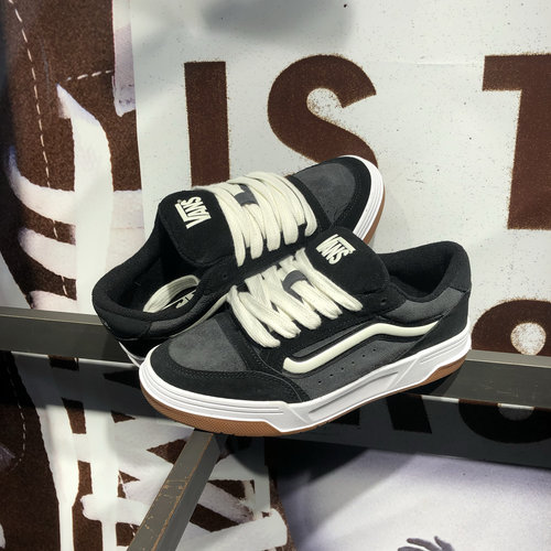 VANS范斯 Hylane黑灰翻毛皮低帮美式复古男板鞋面包鞋VN000D26BMA