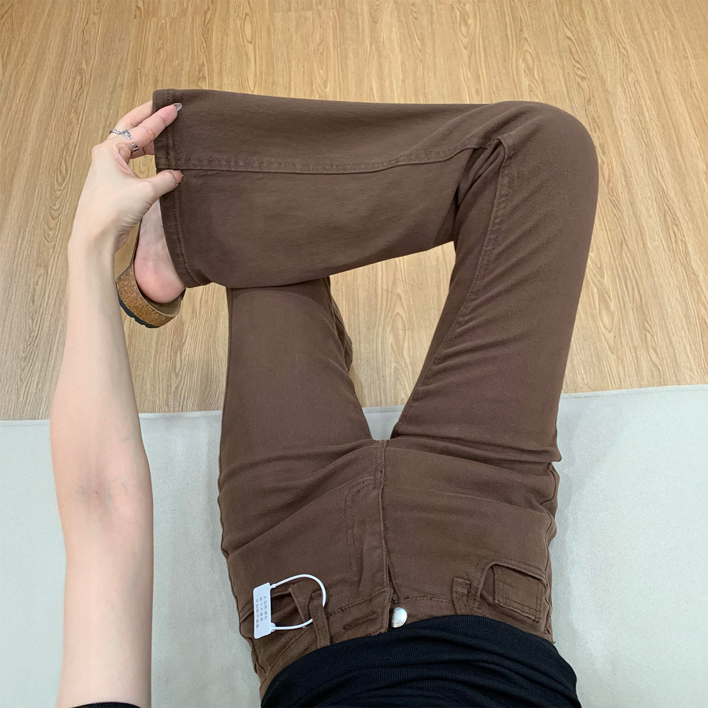 美拉德咖色微喇牛仔裤女