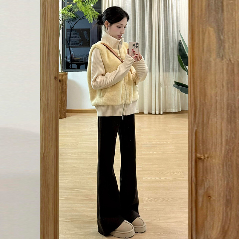 棕咖色低腰微喇牛仔裤女