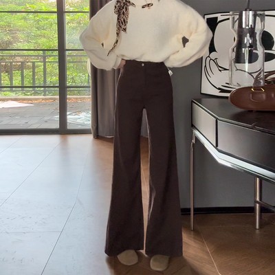 深咖色阔腿微喇牛仔裤女