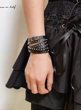 复古朋克哥特PU皮革柳钉缠绕手链