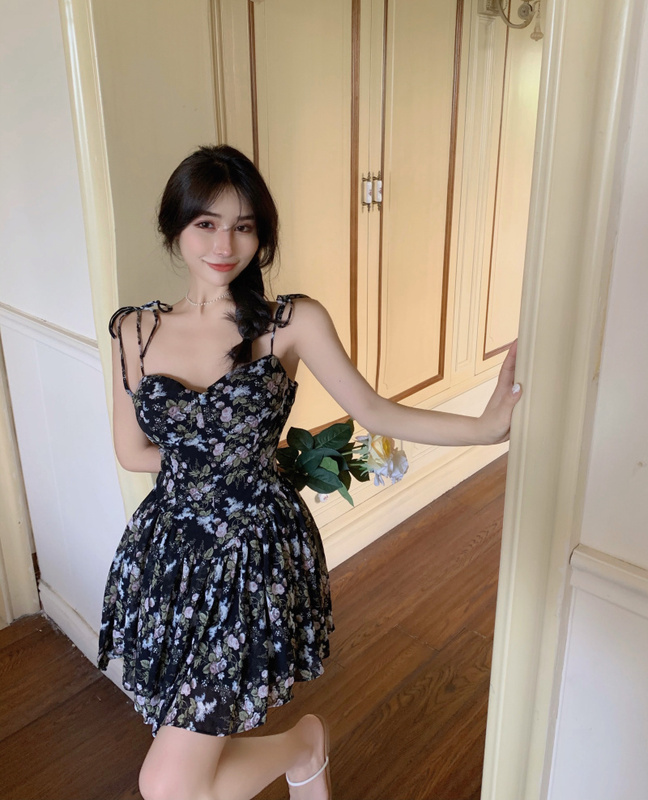 Real price ~ 2021 summer romantic floral French waist dress with suspenders