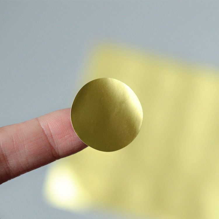 2.5cm金铝箔小圆形贴纸哑光金色圆贴可爱简洁小礼物包装袋装饰贴