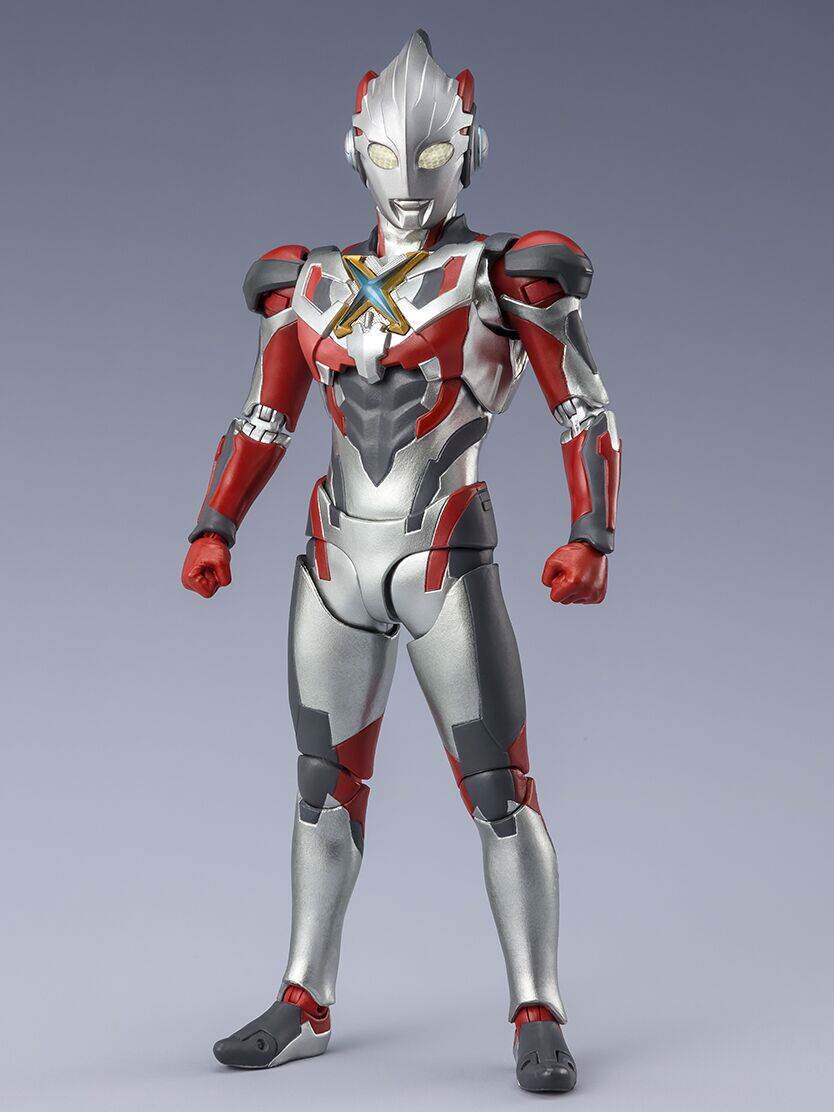 万代 shf 艾克斯奥特曼 x 基础形态 新生代之星.ver 新规再版