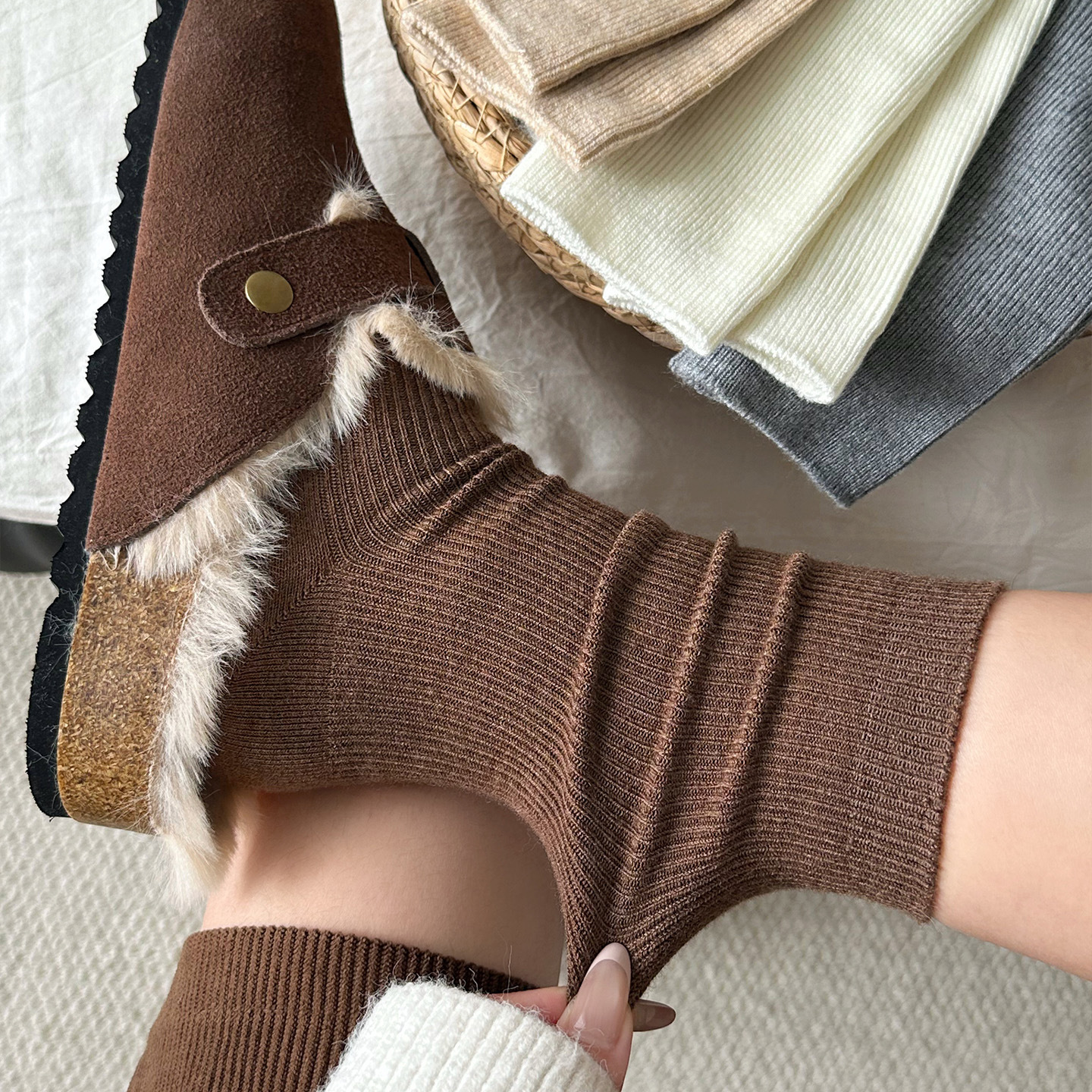 秋冬美拉德咖色袜子女莱卡橡筋抗菌防臭中筒袜双针耐磨舒适堆堆袜