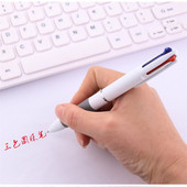 简约可印LOGO 塑料三色笔厂家批发 有3个颜色笔芯广告多色圆珠笔