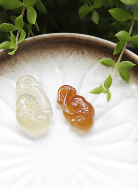 天然玉髓灵芝如意小吊坠