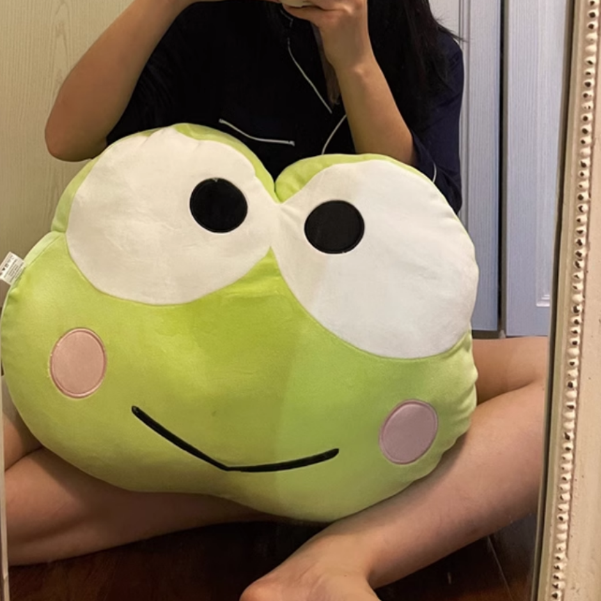 日本卡通大眼蛙可爱青蛙抱枕