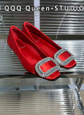 Right Video红色婚鞋水钻方扣绸缎鞋女真皮2025秋季浅口矮跟单鞋