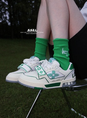 WEN CIHAM 21AW WCH几何刺绣双针棉运动中筒袜子男女ins潮袜