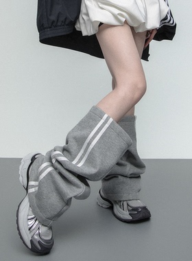 SS2L原创灰色双条竖纹极简运动风宽松阔口休闲腿套袜套堆堆袜女潮