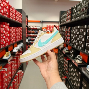 耐克 HM3726 Court 女子黄白蓝复古运动休闲板鞋 731 Borough Nike