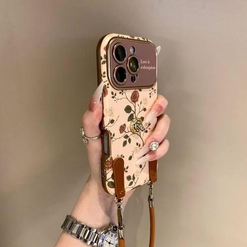 ins法式立体山茶花腕带适用于iPhone16/15手机壳适用苹果14/13皮质软壳16手提链条挂绳11/12防摔保护套新款潮