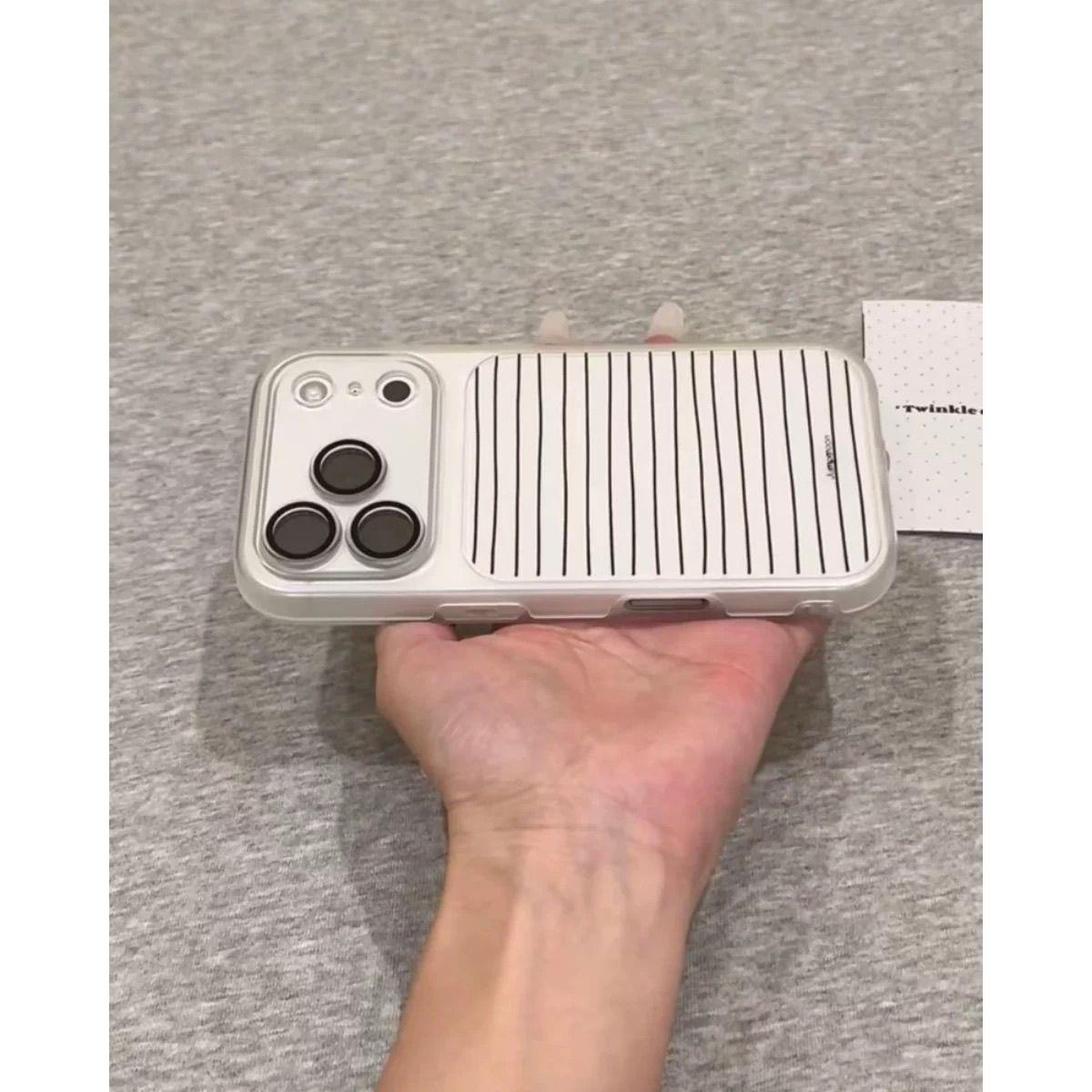 韩系简约高级感透镜白底黑条纹适用苹果17promax手机壳iPhone15新款14高级感16时尚13网红15Pro防摔14Pro新款