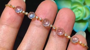 4.9 天然缅甸翡翠18k蛋面手链 58.9 饱满完美整体 3.4 豪镶精致