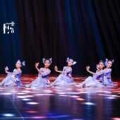 如梦令舞蹈表演服古典舞飘逸演出服装 身韵纱衣汉服襦裙伞道具