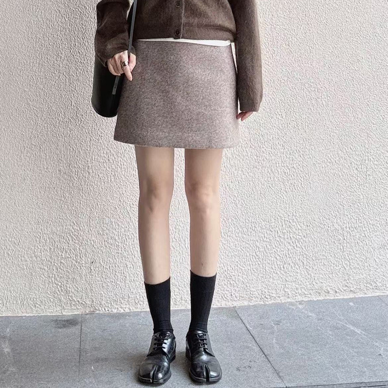 北欧小众~ G790＋  气质简约显瘦中高腰A字半身裙女短裙