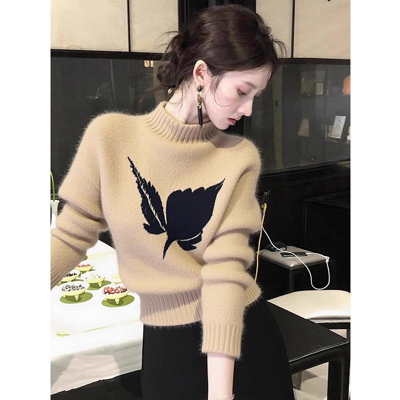 浅咖色刺绣半高领内搭毛衣女秋季2025新款氛围感穿搭显瘦针织上衣