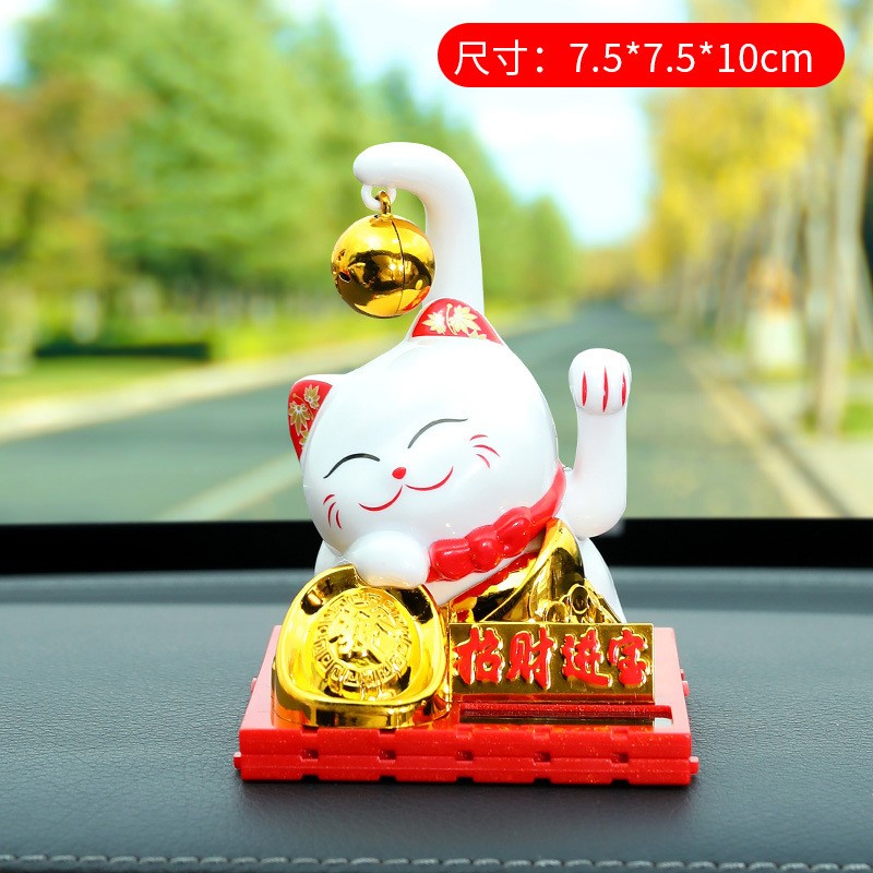 新款创意可爱太阳能小车上车载台摇头装饰品汽车用品新汽车内摆件