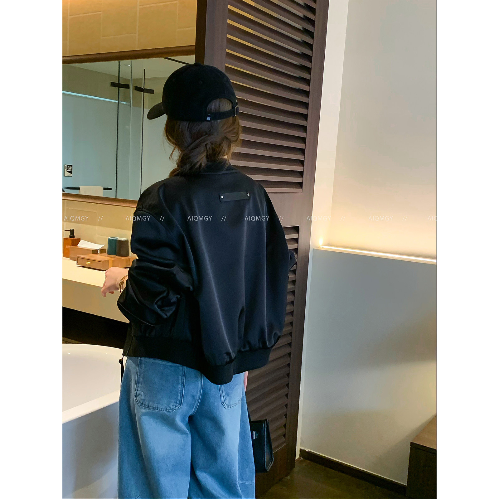 爱情魔鬼鱼 短款圆领拉链夹克外套女2026年春季新款时尚宽松上衣