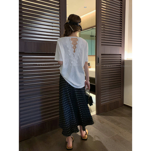 爱情魔鬼鱼 设计感短袖圆领蕾丝拼接露背T恤女2026年夏季时尚上衣