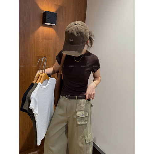 爱情魔鬼鱼圆领短袖T恤女