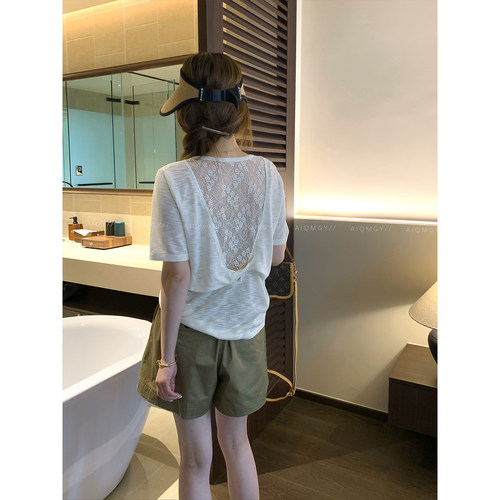 爱情魔鬼鱼后背蕾丝拼接短袖T恤