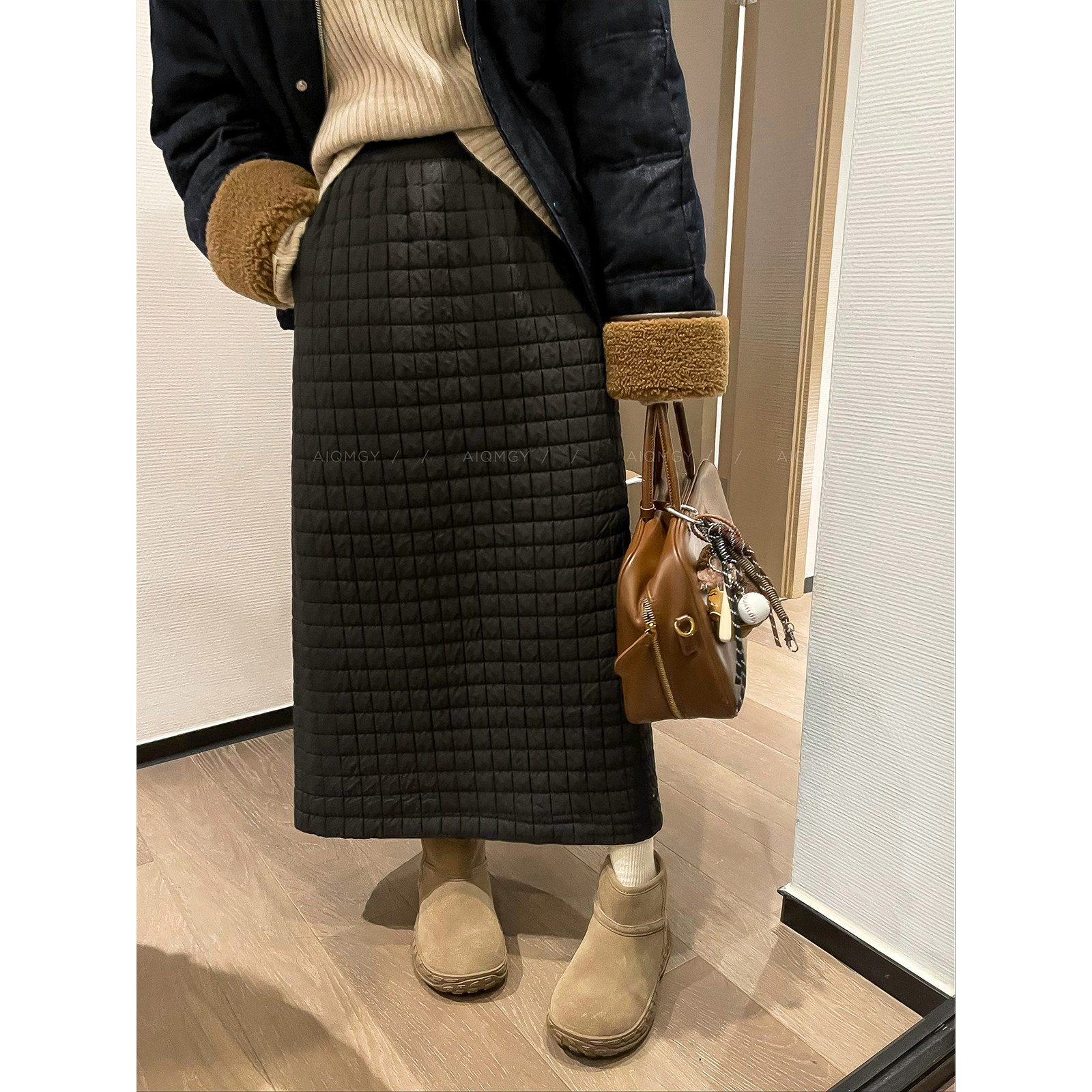 爱情魔鬼鱼 黑色气质压棉半身裙女2025冬季新款高腰显瘦A字中长裙,女装/女士精品,半身裙,淘宝优惠券,粉丝福利购,淘宝优惠卷