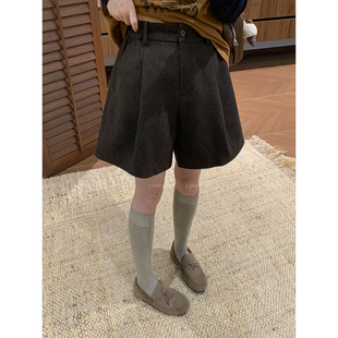 爱情魔鬼鱼 咖色高腰直筒休闲裤女2026秋季新款宽松显瘦阔腿短裤