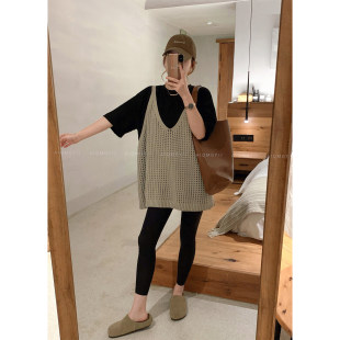 宽松叠穿上衣 新款 爱情魔鬼鱼 杏色镂空针织背心马甲女2026年春季