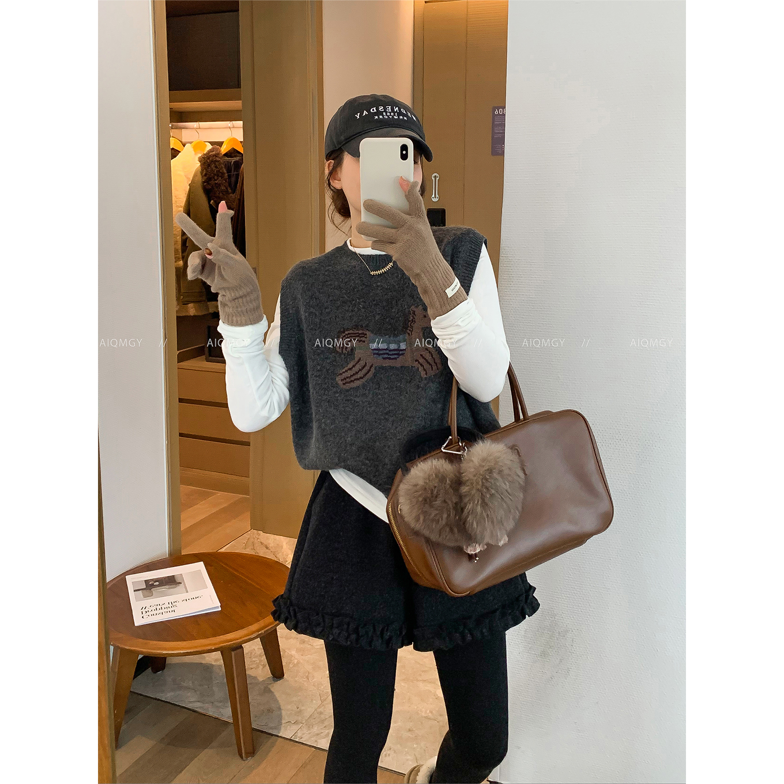 爱情魔鬼鱼小马刺绣牛绒马甲