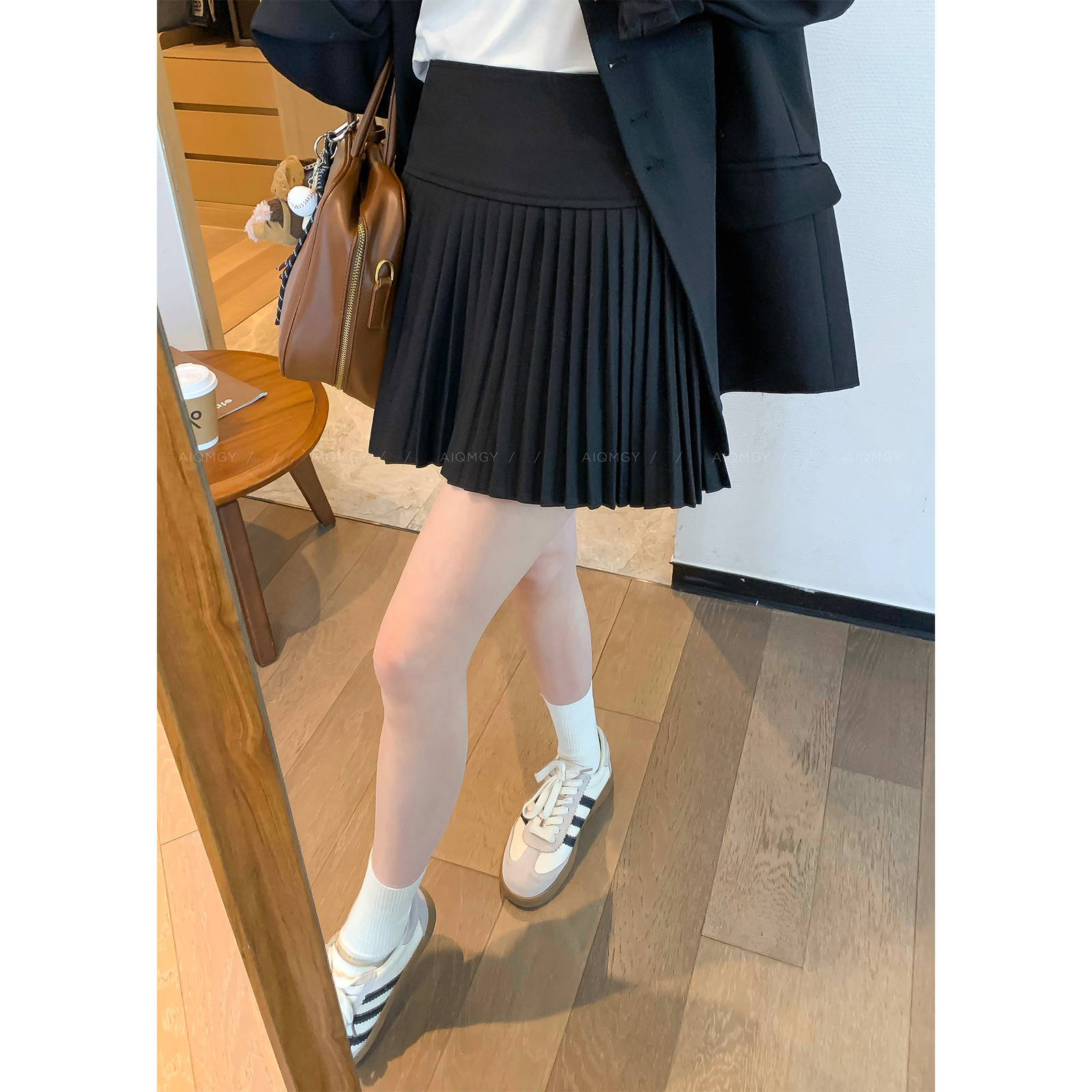 爱情魔鬼鱼 黑色气质高腰百褶半身裙女2025夏季新款显瘦A字短裙子