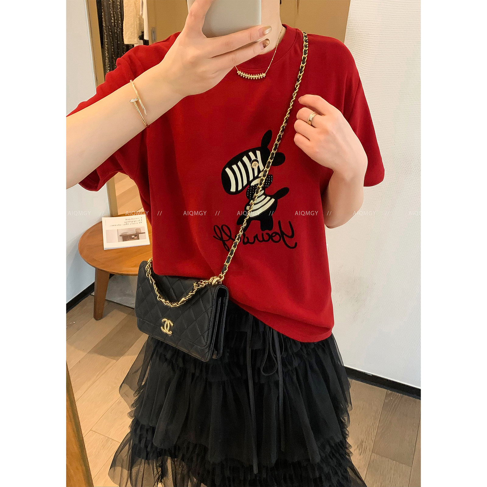 爱情魔鬼鱼 红色短袖圆领小马图案T恤女2026春季新款时尚宽松上衣,女装/女士精品,T恤,淘宝优惠券,粉丝福利购,淘宝优惠卷