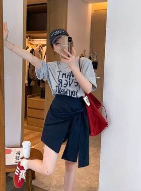 爱情魔鬼鱼 时尚套装女2026年夏季新款短袖T恤不规则半身裙两件套
