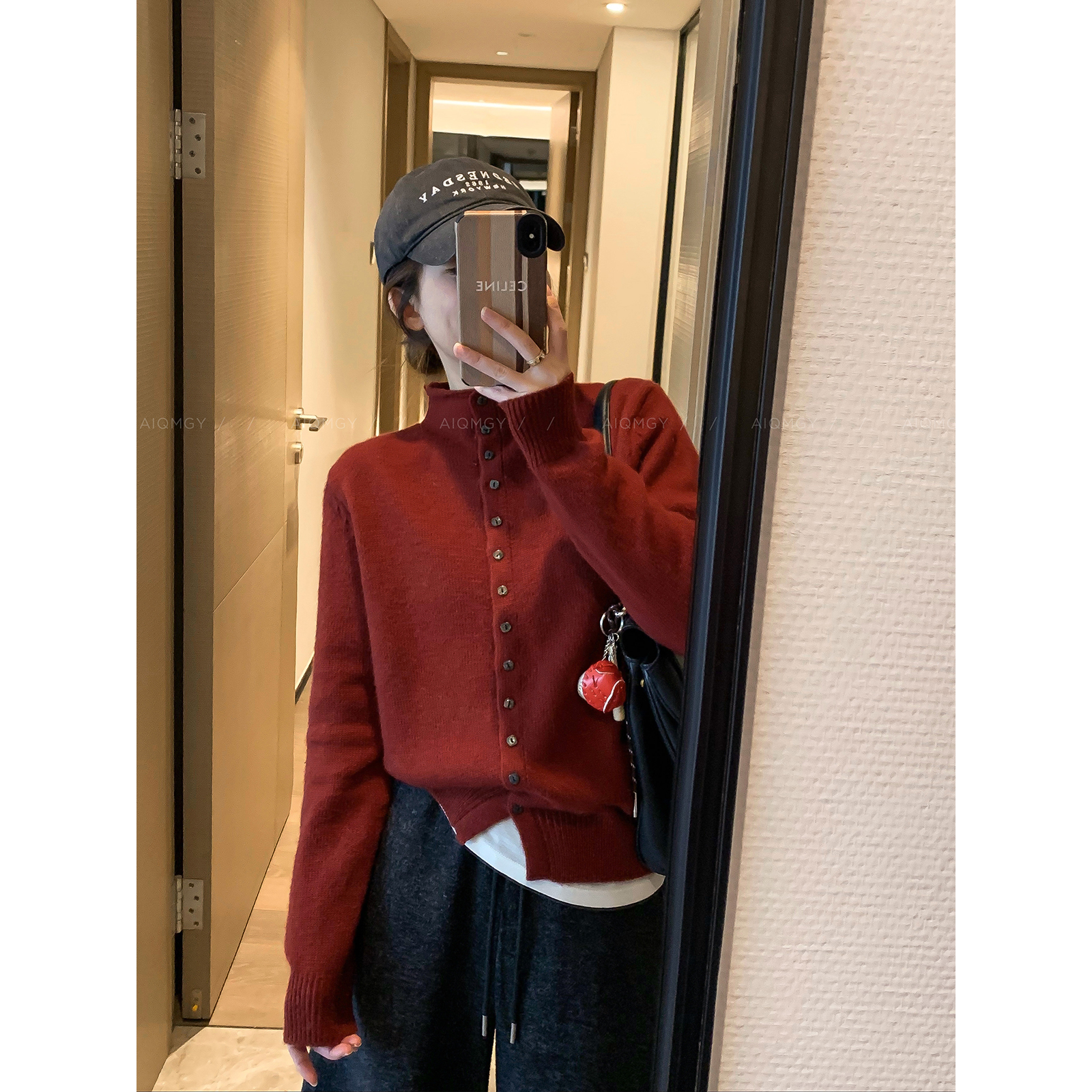 爱情魔鬼鱼 红色半高领羊毛针织开衫女2025年冬季新款单排扣上衣