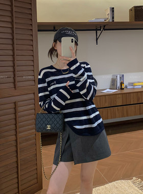 爱情魔鬼鱼条纹圆领长袖T恤女