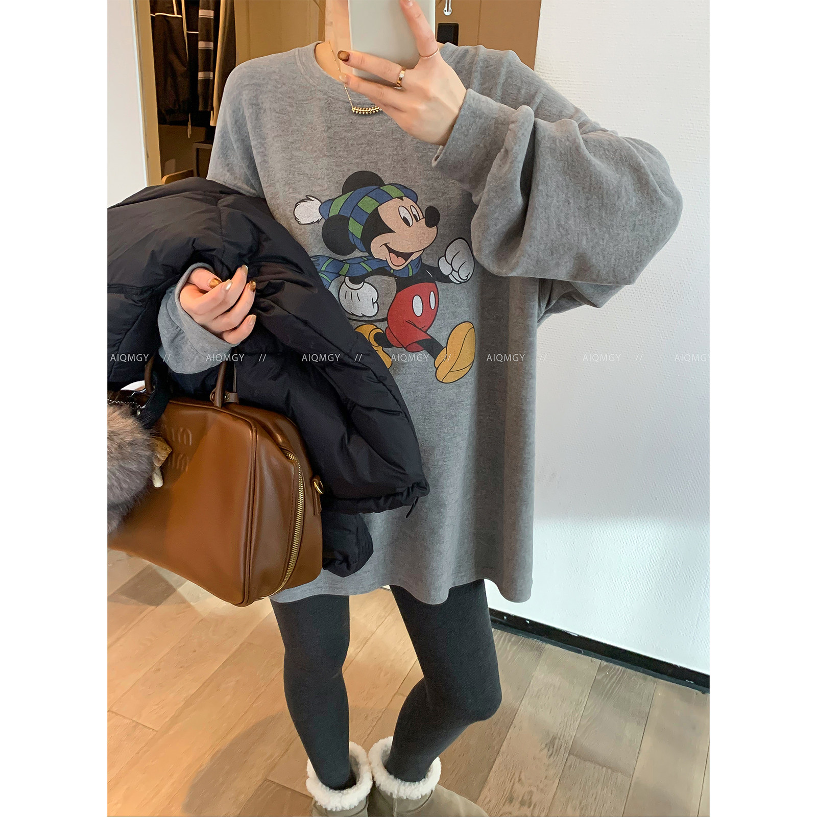 爱情魔鬼鱼 灰色长袖圆领米老鼠卡通T恤女2025冬季中长款宽松上衣