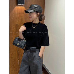 爱情魔鬼鱼 黑色圆领短袖丝绒T恤女2026秋季新款宽松休闲百搭上衣