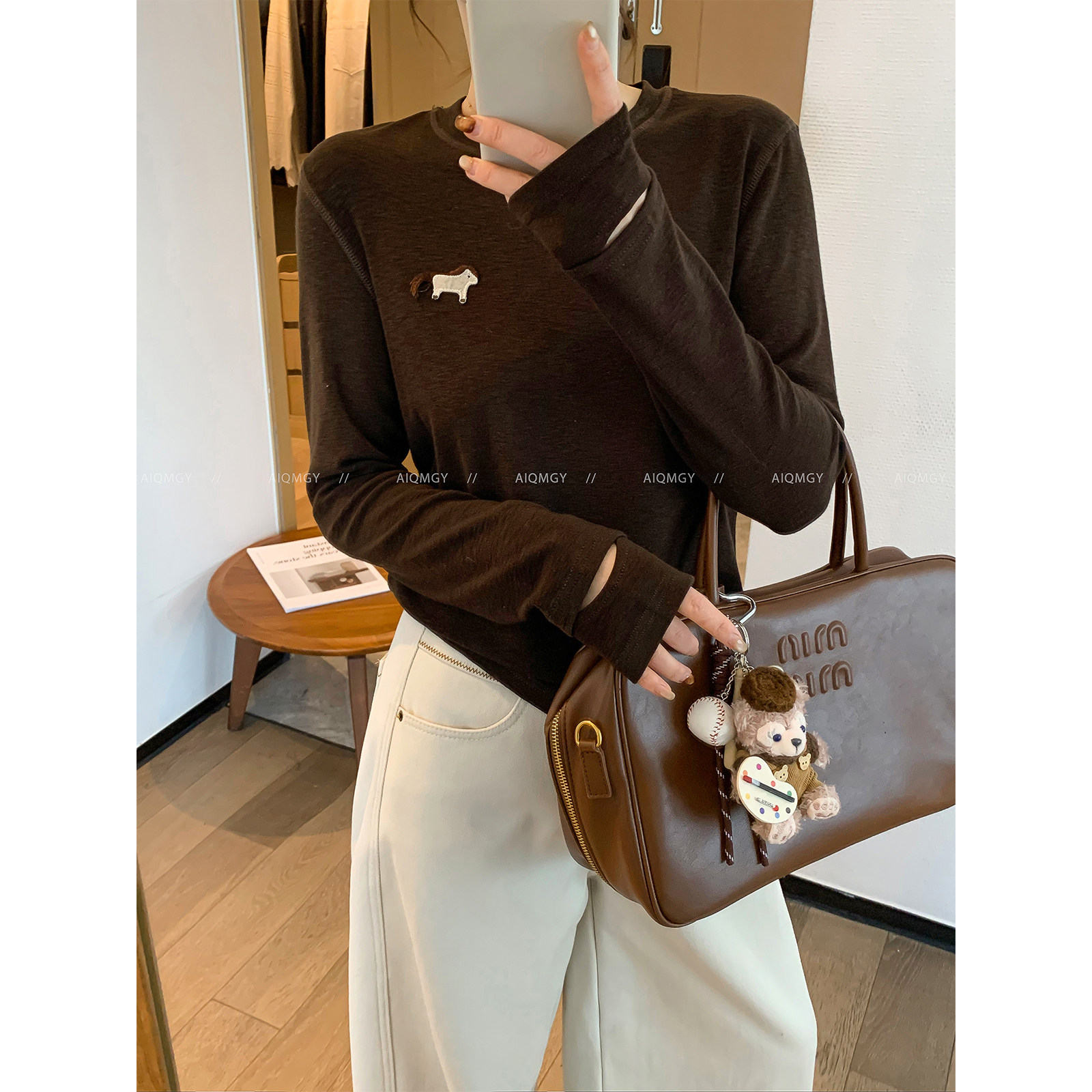 爱情魔鬼鱼 咖色长袖圆领T恤女2025冬季新款韩系百搭打底体恤上衣