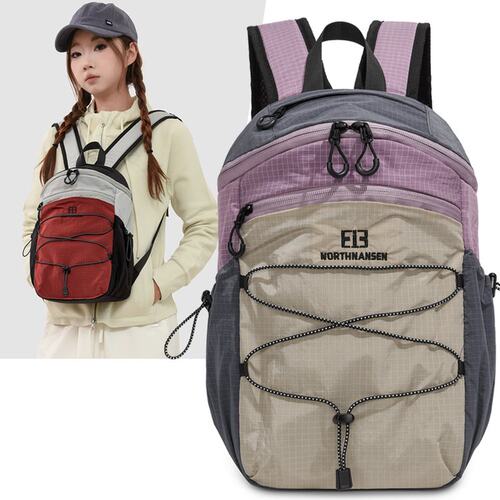 户外轻量化户外徒步登山包男女双肩包旅行休闲小背包运动风格纹